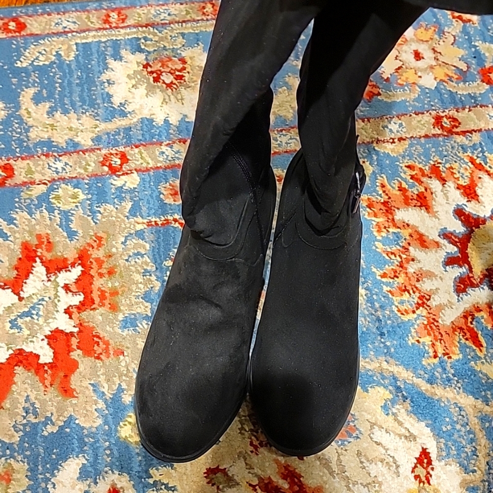 Knee-length black suede boots women's size 13
